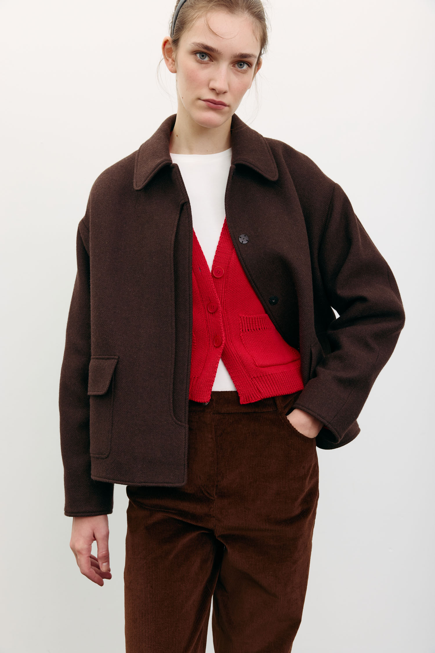 Пальто вовняне вкорочене з накладними кишенями шоколадне TLA_00003531, фото 1 Пальто вовняне вкорочене з накладними кишенями шоколадне TLA_00003531, фото 1 - в интернет магазине KAPSULA