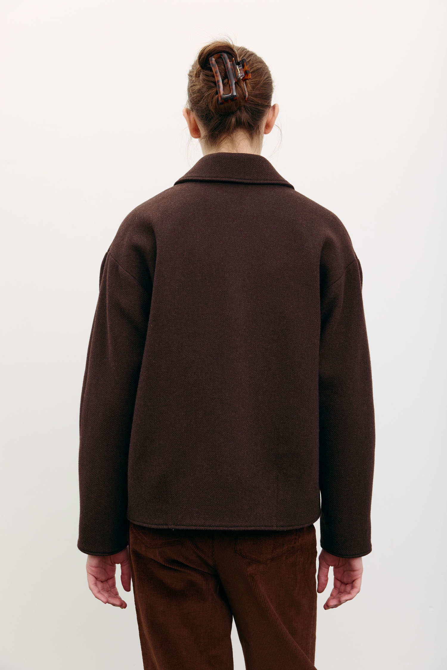 Пальто вовняне вкорочене з накладними кишенями шоколадне TLA_00003531, фото 1 Пальто вовняне вкорочене з накладними кишенями шоколадне TLA_00003531, фото 1 - в интернет магазине KAPSULA