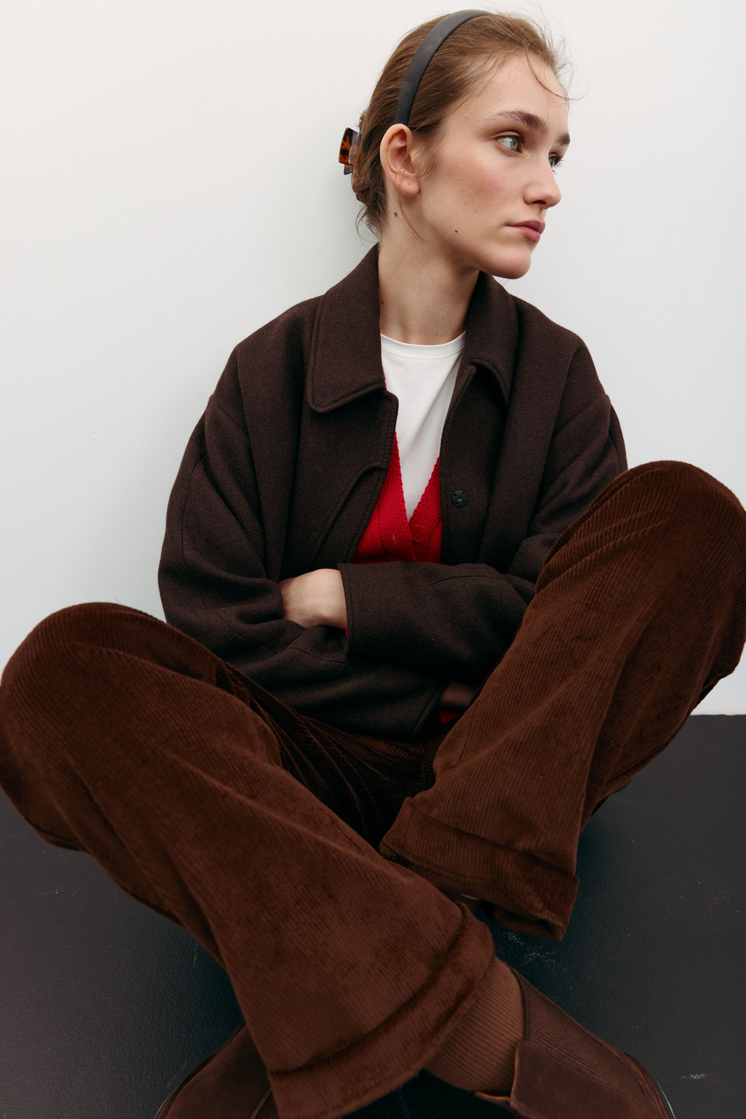 Пальто вовняне вкорочене з накладними кишенями шоколадне TLA_00003531, фото 1 Пальто вовняне вкорочене з накладними кишенями шоколадне TLA_00003531, фото 1 - в интернет магазине KAPSULA