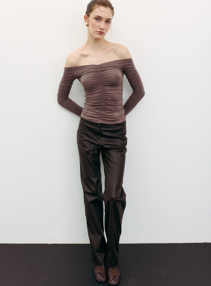 Брюки прямі з фактурної еко-шкіри шоколадні TLA_00003538, фото 1 - в интернет магазине KAPSULA