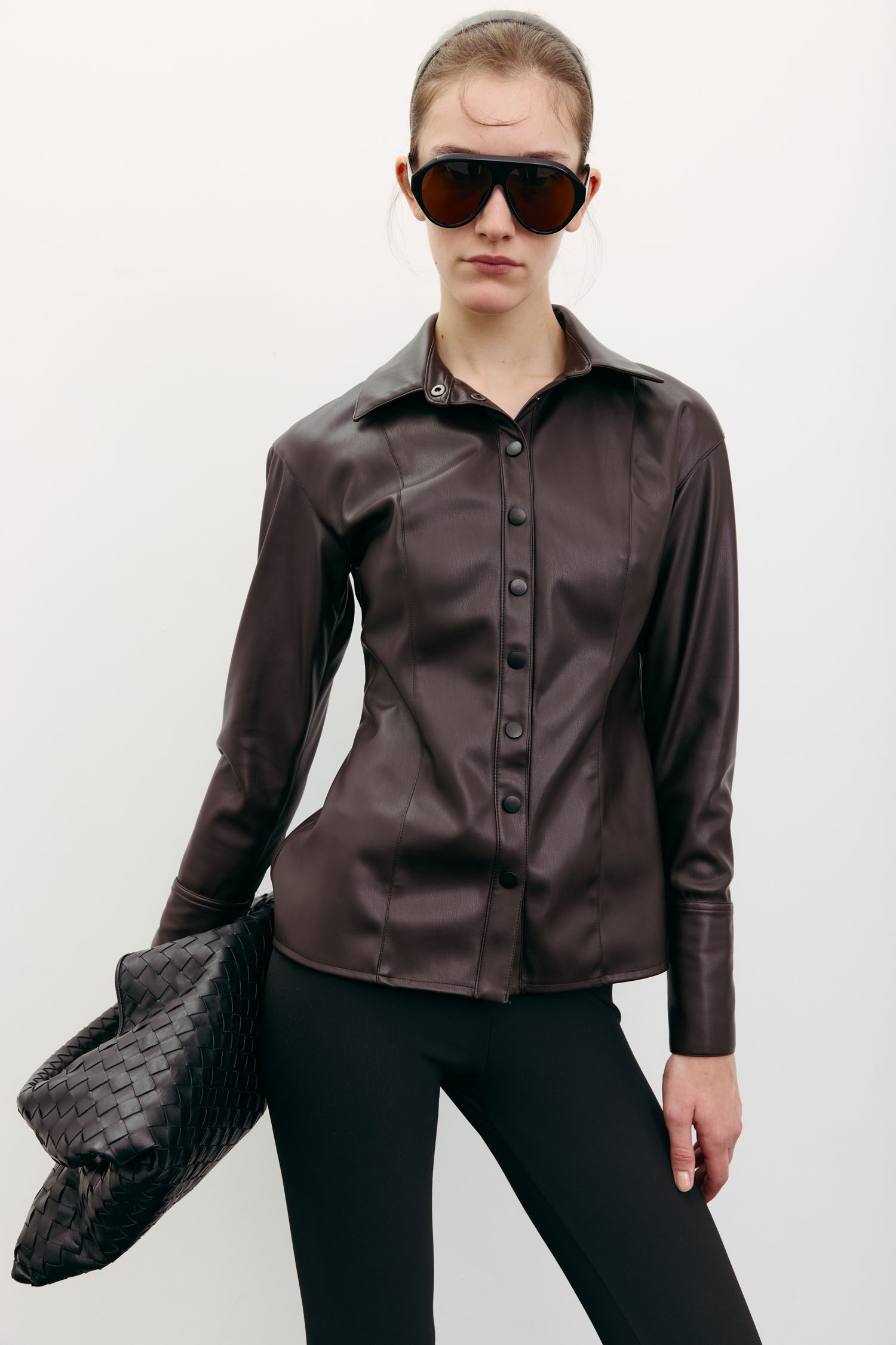 Сорочка з еко-шкіри приталена шоколадна TLA_00003541, фото 1 Сорочка з еко-шкіри приталена шоколадна TLA_00003541, фото 1 - в интернет магазине KAPSULA