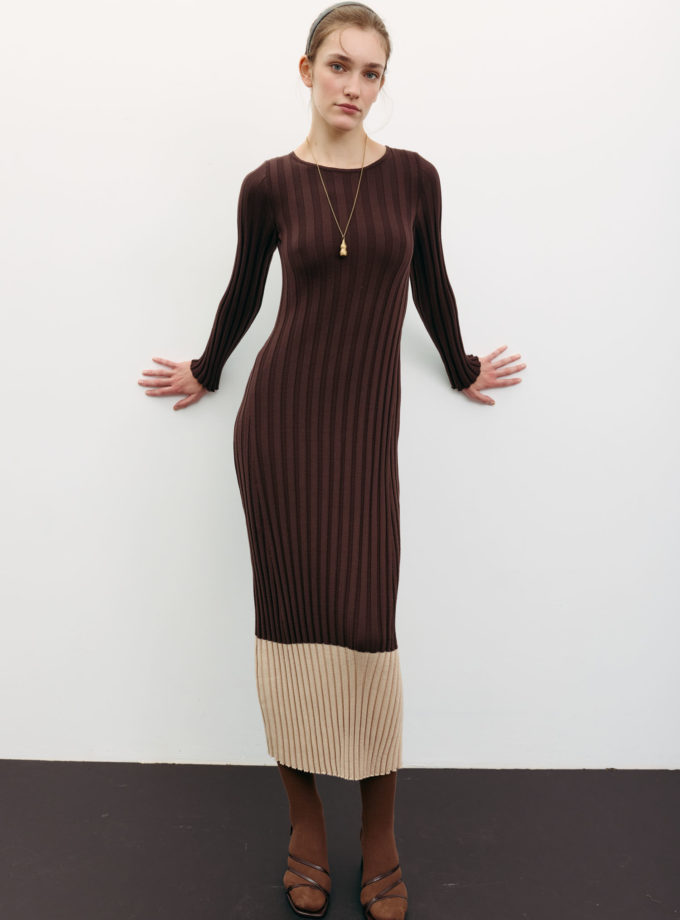 Трикотажна сукня максі з кремовим низом шоколадна TLA_00003553, фото 1 - в интернет магазине KAPSULA