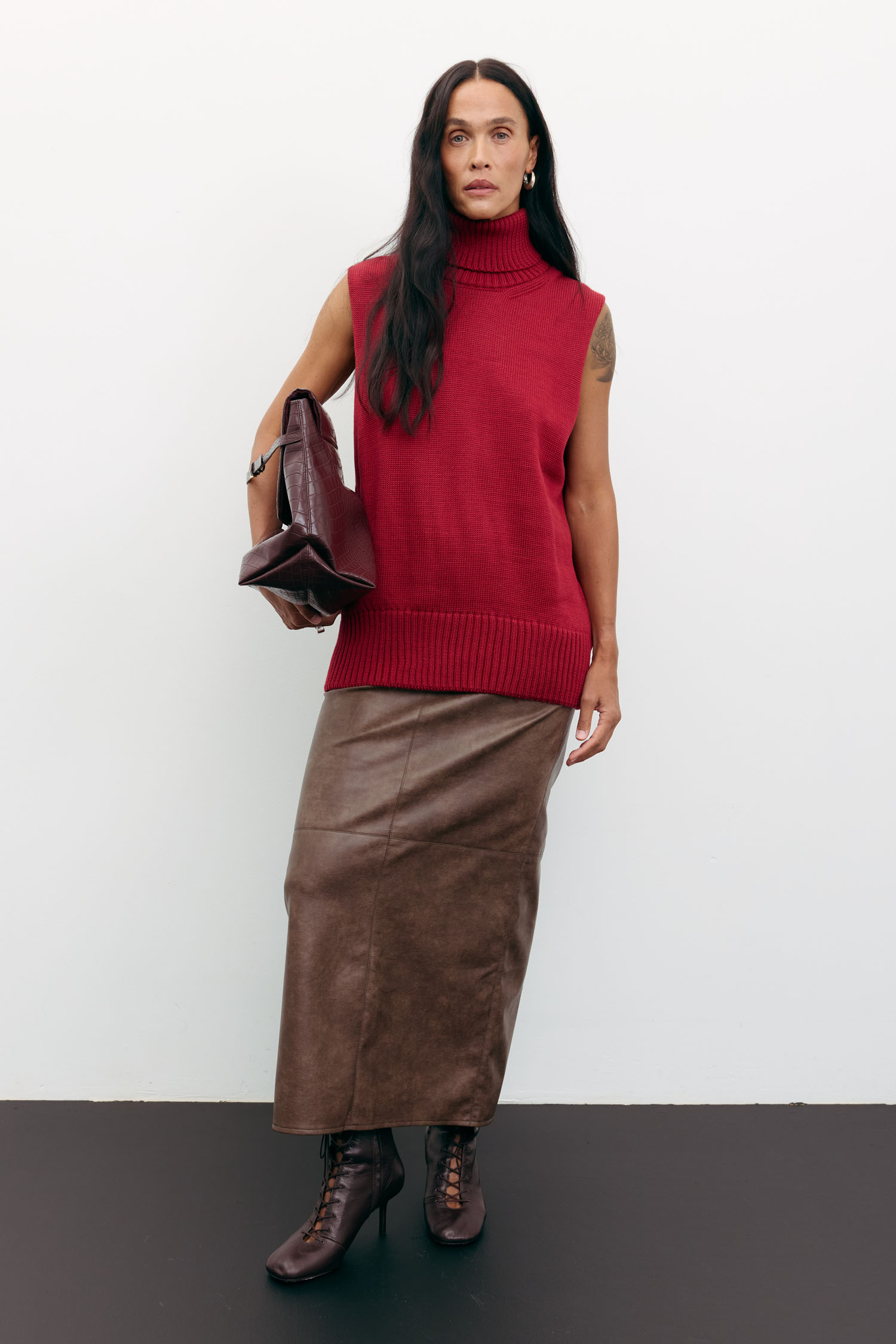 Жилет з напіввовни червоний TLA_00003557, фото 1 Жилет з напіввовни червоний TLA_00003557, фото 1 - в интернет магазине KAPSULA