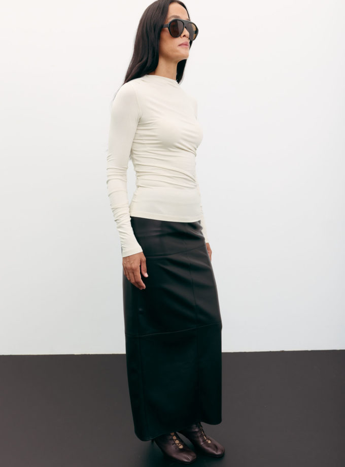 Спідниця максі з розрізом з еко-шкіри чорна TLA_00003561, фото 1 Спідниця максі з розрізом з еко-шкіри чорна TLA_00003561, фото 1 - в интернет магазине KAPSULA