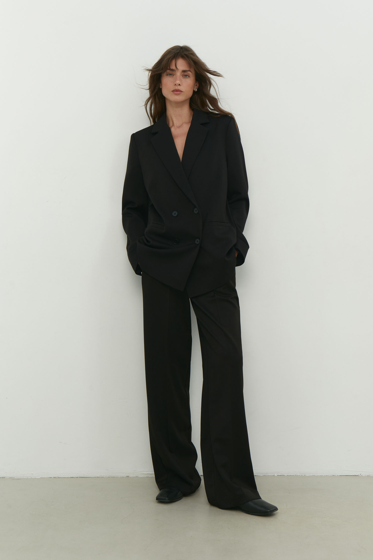 Жакет оверсайз чорний Modena TLA_0063000, фото 1 Жакет оверсайз чорний Modena TLA_0063000, фото 1 - в интернет магазине KAPSULA