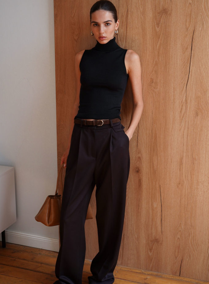 Трикотажний топ із високою горловиною чорний TLA_00003338, фото 1 - в интернет магазине KAPSULA