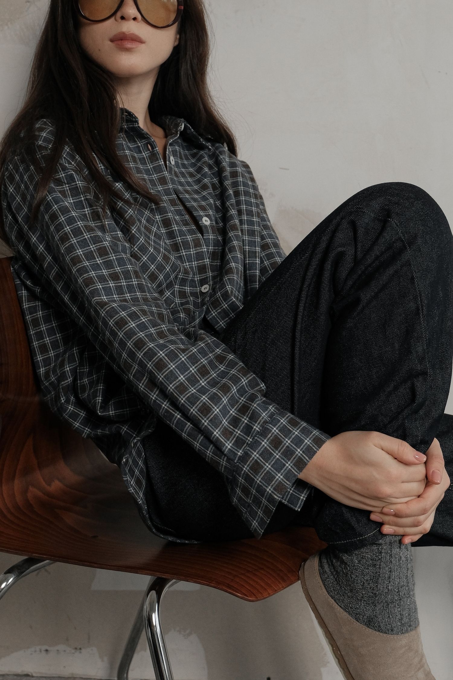 Сорочка з накладною кишенею в синю клітинку шоколадна TLA_00003634, фото 1 Сорочка з накладною кишенею в синю клітинку шоколадна TLA_00003634, фото 1 - в интернет магазине KAPSULA