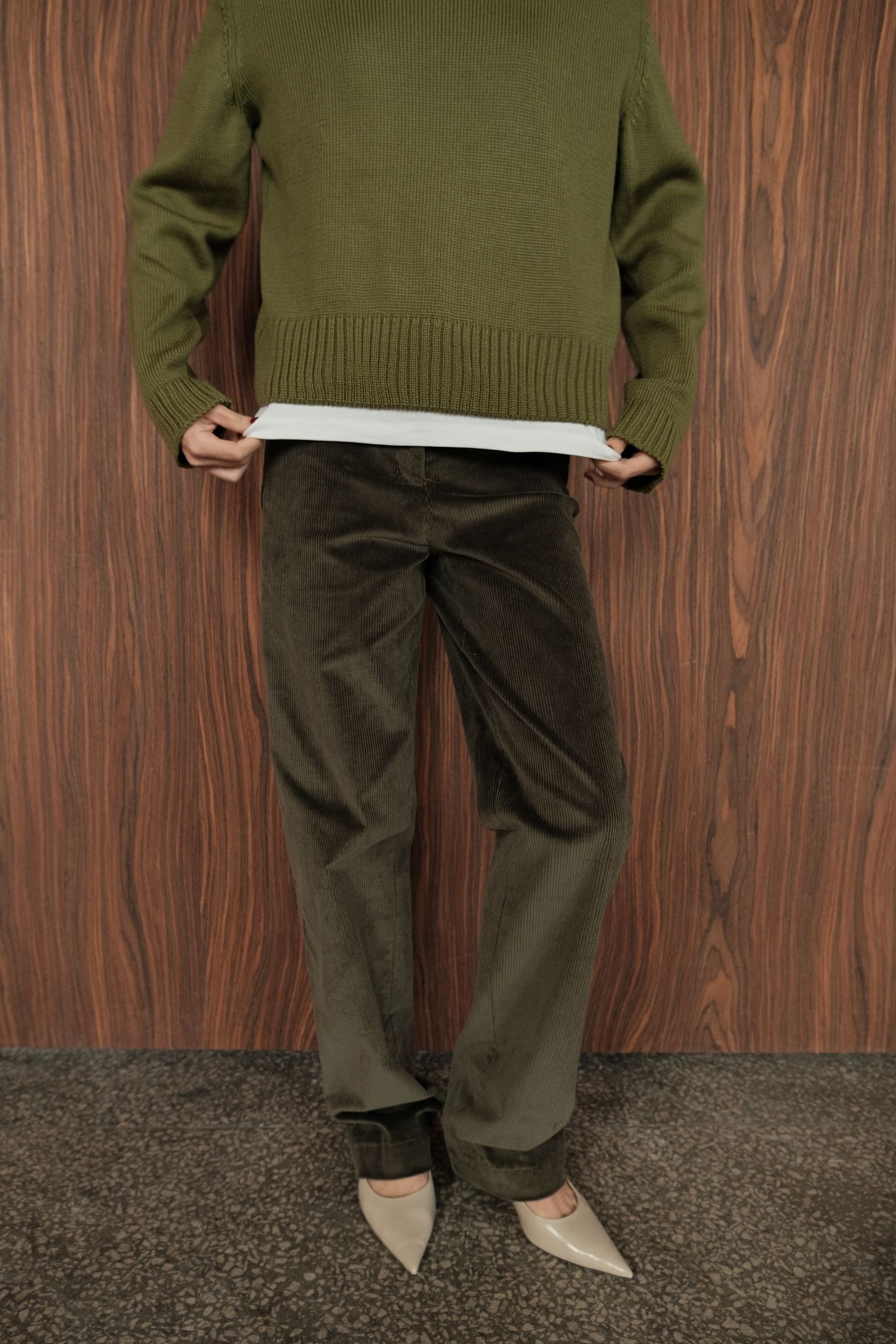 00003674-8 Брюки прямі з вельвету оливкові THE LACE (TLA_00003674) - фото 8