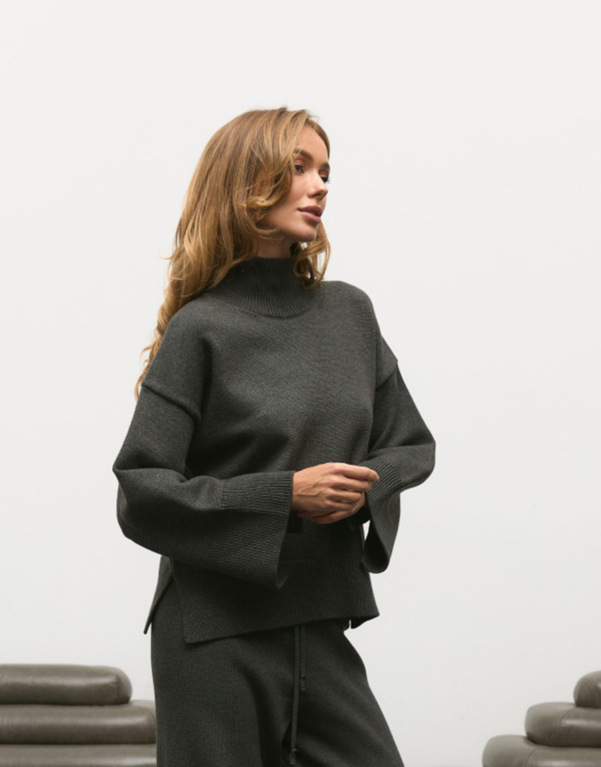 Светр в'язаний з високою горловиною TWC_S0240427167_gr, фото 1 Светр в'язаний з високою горловиною TWC_S0240427167_gr, фото 1 - в интернет магазине KAPSULA
