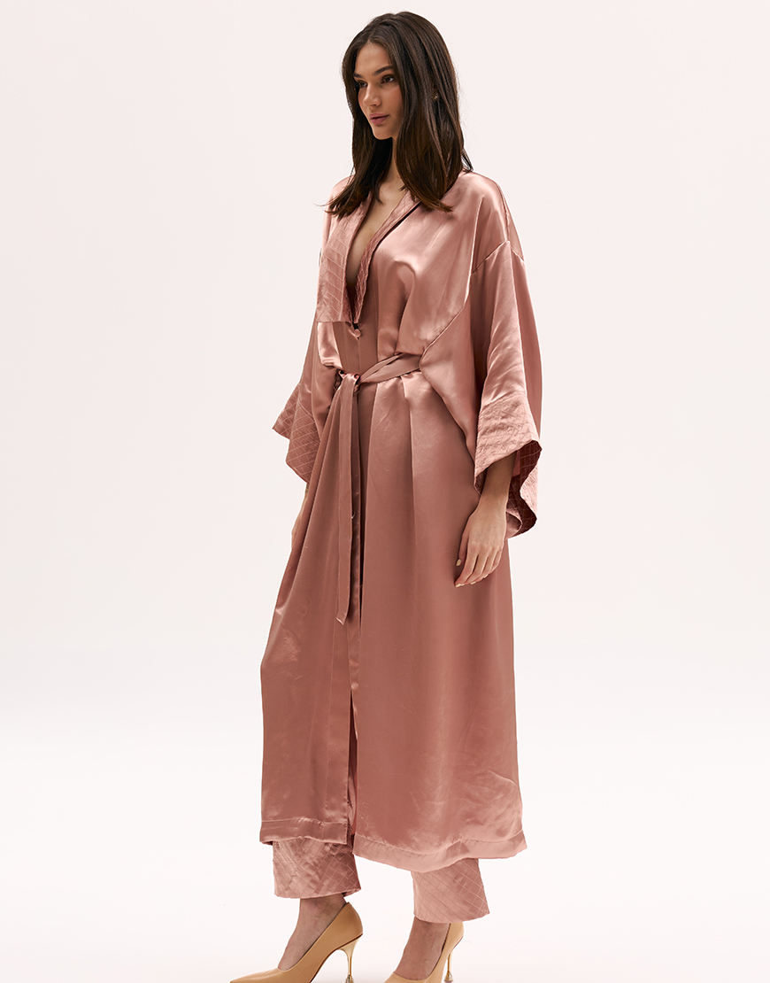 Кімоно атласне рожеве XM_Monet_10_35, фото 1 Кімоно атласне рожеве XM_Monet_10_35, фото 1 - в интернет магазине KAPSULA