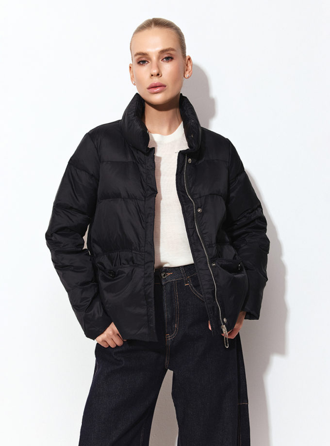 Куртка чорного кольору THE ESSENCE (ESSENCE_THE-310)