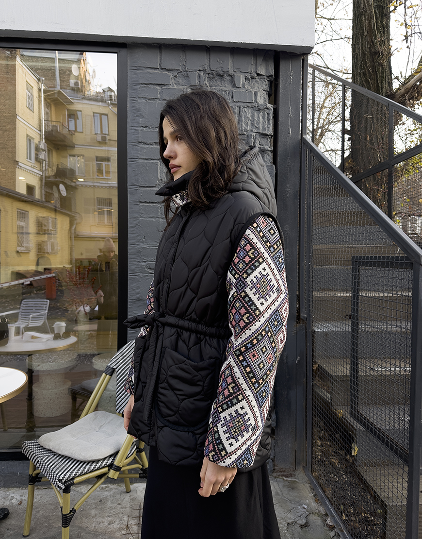 IMG_0882 Пуховик Вишиванка ZHARKO (ZHRK_kzfw2500001djornamentbl) - фото 2